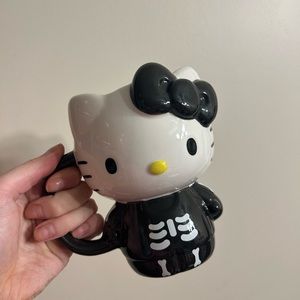 Hello Kitty Halloween mug